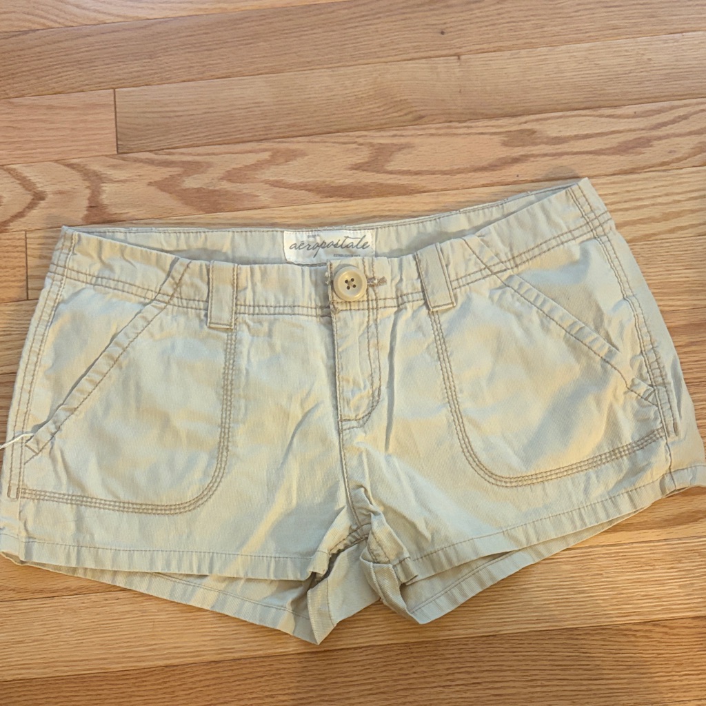 Aeropostale Women's Light Khaki High-Waist Cotton Shorts